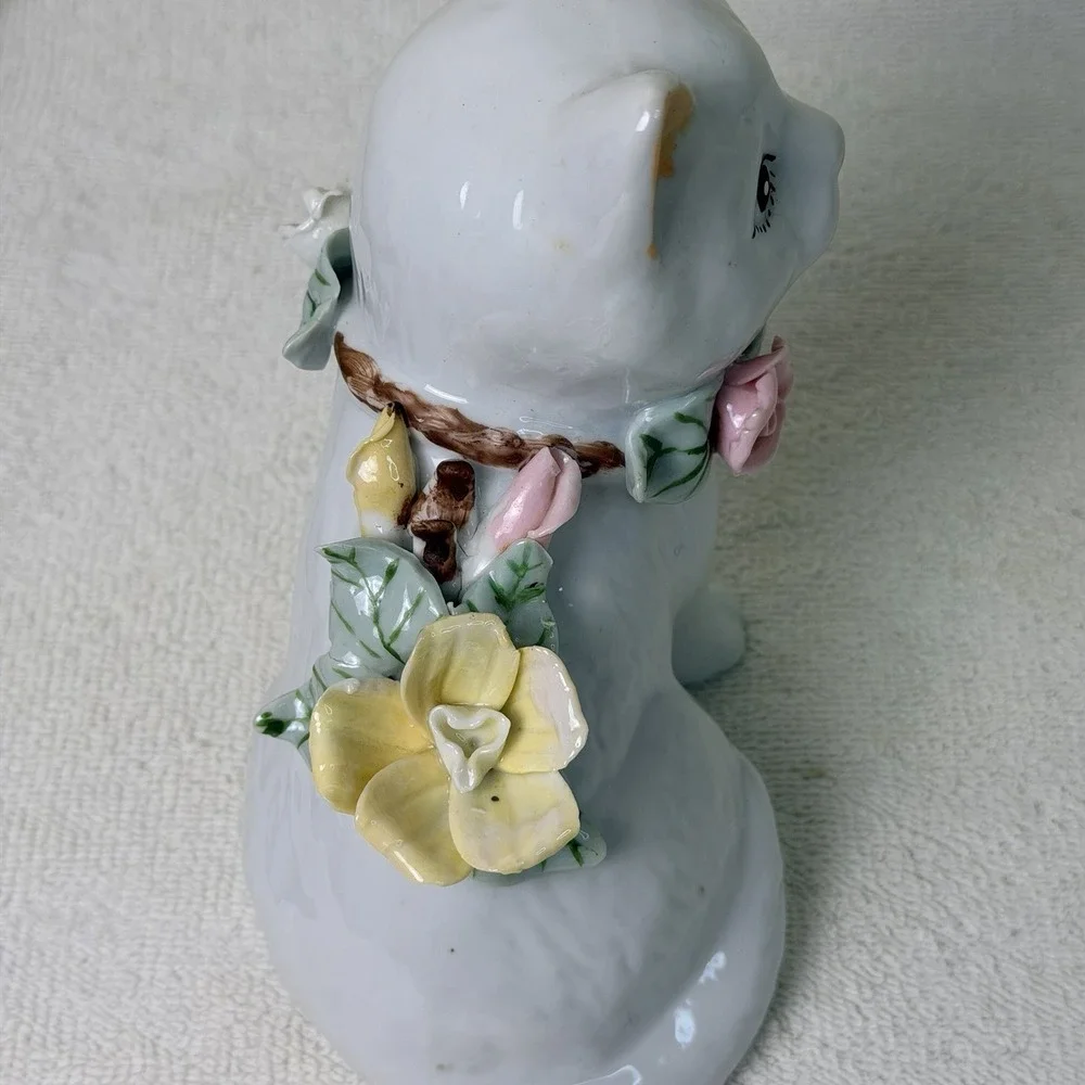 Vintage White Ceramic Cat sitting Pink Yellow Raised Flowers 6